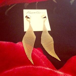 Gold earrings