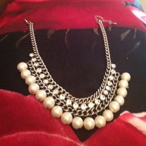 Statement necklace