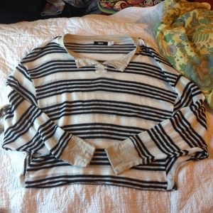XS BDG URBAN OUTFITTERS SWEATER