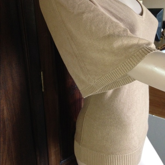 Knit top with Wide sleeves - Picture 3 of 4