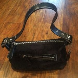 Genuine black COACH shoulder bag