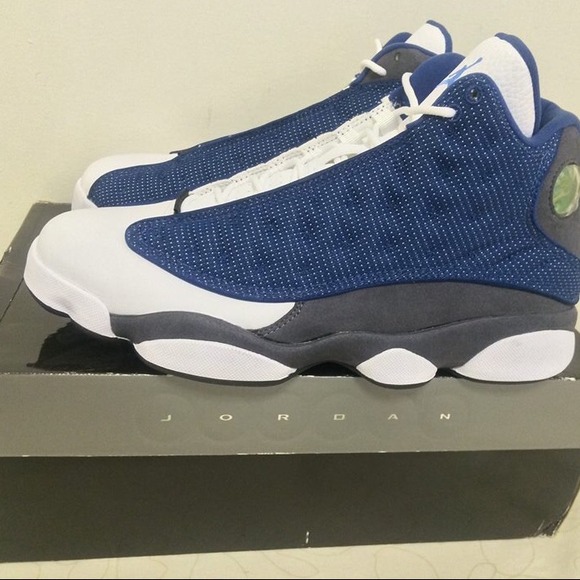 AIR JORDAN 13 - Picture 2 of 4