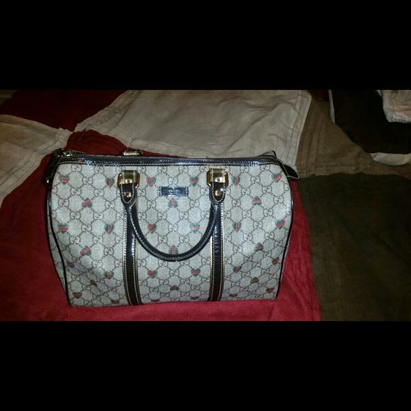Gucci Boston Heart Bag