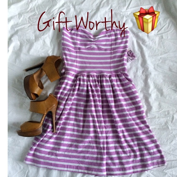 SALE🎁Strapless Striped Dress NWT
