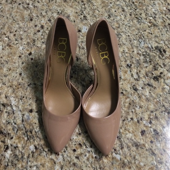 bcbg heels