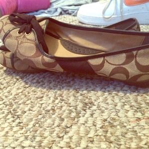 Coach flats