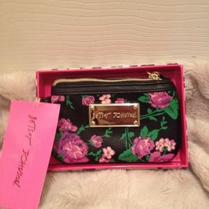 ❤️Hold until Friday❤️Betsey  Johnson Coin Purse