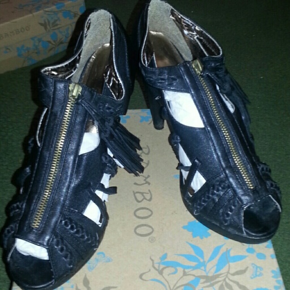 mark.avon Shoes - BLACK PLATFORM PEEP TOE CAGE HEEL