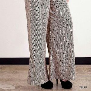 Wide leg pants zig zag pattern plus size 1x