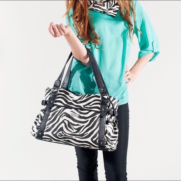 "Mary" Handbag and Accessories