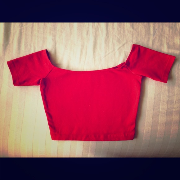 Red American Apparel crop top