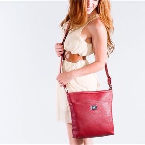 "Cora" Crossbody Bag