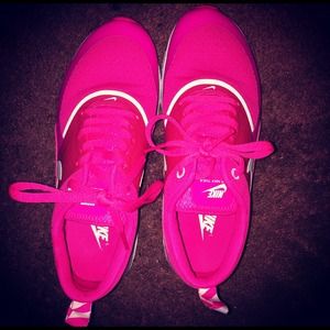 Used neon pink nikes 6