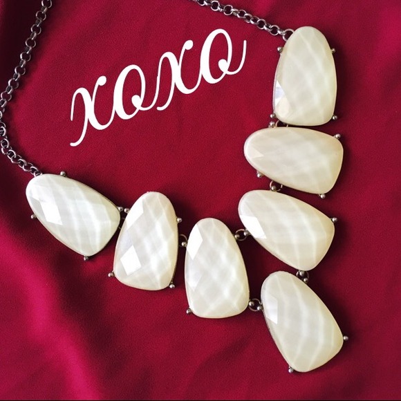 Gorgeous Statement Necklace