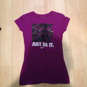 Nike t-shirt