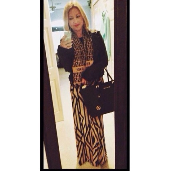 🌟FENDI Scarf