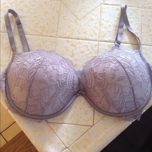 Victoria's Secret push up bra 36D