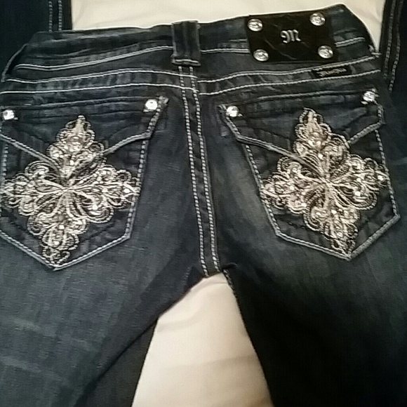 SOLD.......Miss Me Jeans size 24