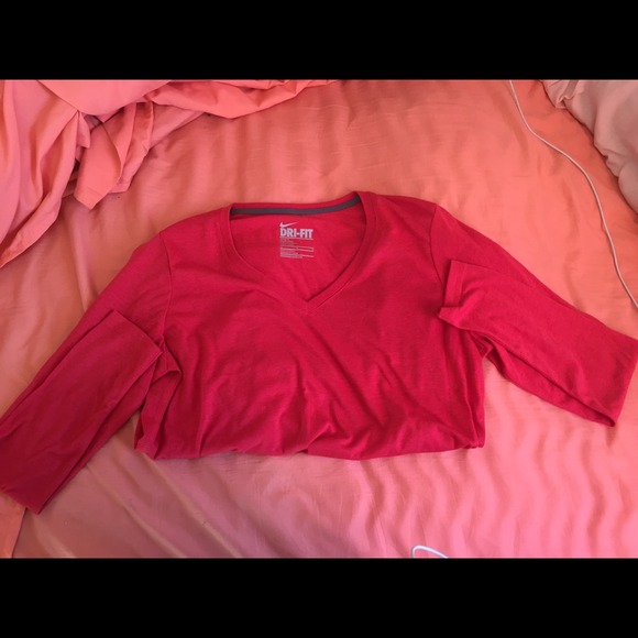 Nike Tops - Nike long sleeve shirt