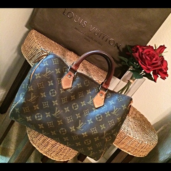 Louis Vuitton Handbags - Vintage Louis Vuitton Speedy 30 (1984)