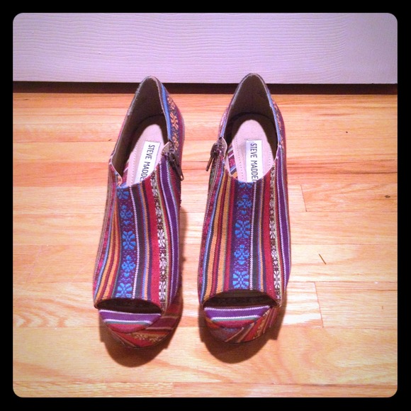 Steve Madden Wedges