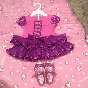 Halloween costume rapunZel