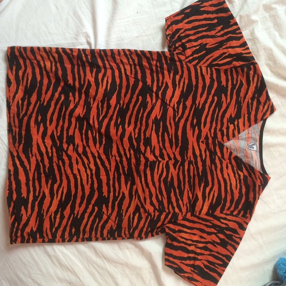 tiger print cotton tee