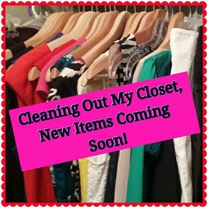 WANT ALERTS? LIKE! JUST CLEANED OUT MY CLOSET!  ♡