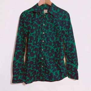 Gap NWOT Fitted Floral Print Pocket Shirt
