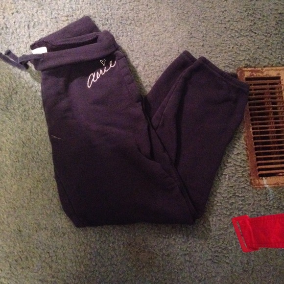 Aerie sweats🌟