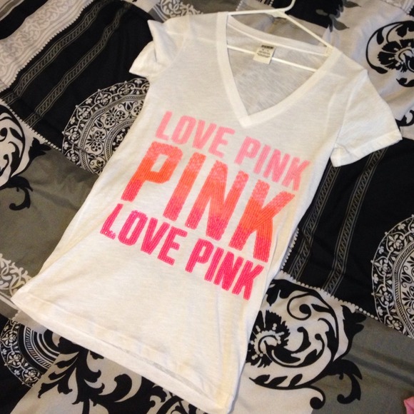 ❌SOLD❌Vs Pink" Shirt