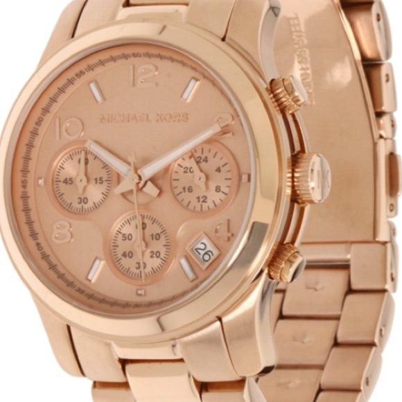 Micheal Kors Watch - Picture 1 of 2