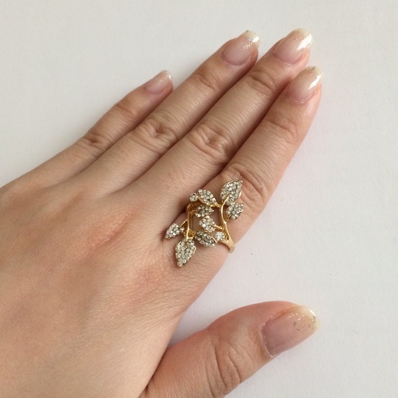 Ring - Picture 1 of 3