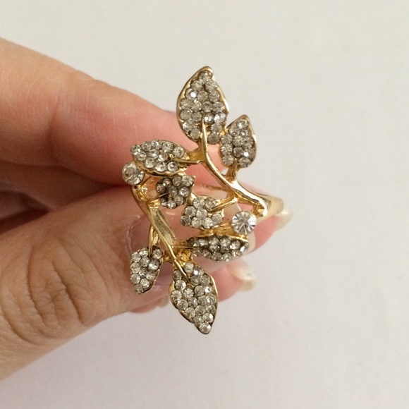 Ring - Picture 2 of 3