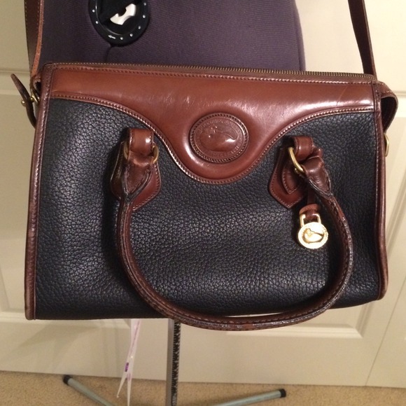 bourke black single women Buy women's dooney & bourke black purdue boilermakers large slim wristlet from the official purdue boilermakers store purdue fans buy women's dooney & bourke black purdue boilermakers large slim wristlet and get low flat rate shipping on your entire order. bourke black single women Buy women's dooney & bourke black purdue boilermakers large slim wristlet from the official purdue boilermakers store purdue fans buy women's dooney & bourke black purdue boilermakers large slim wristlet and get low flat rate shipping on your entire order.
