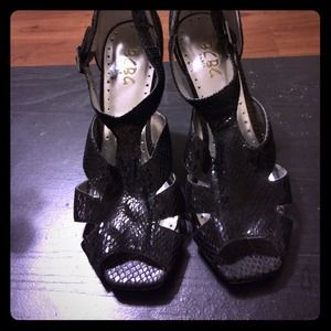 Black BCBG heels