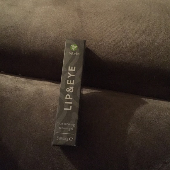 It Works Lip & Eye Cream brand new in Box