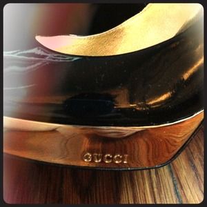GUCCI shoes size 9