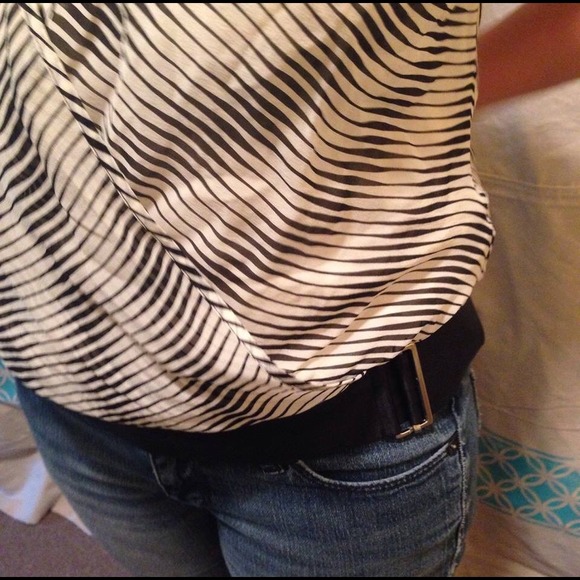 The Limited Drape Top - Picture 3 of 4