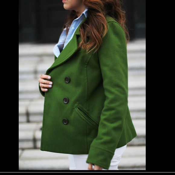 🎉sale! stylish Green Pea coat size medium