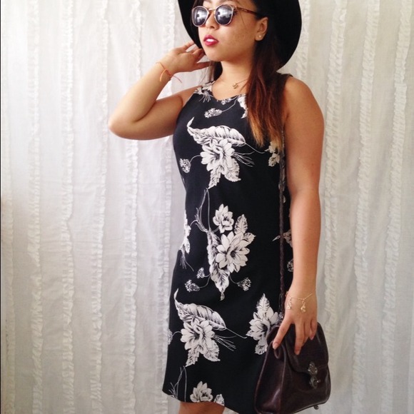 🚫SOLD🚫Vintage Sz M Shift Dress - Picture 2 of 3