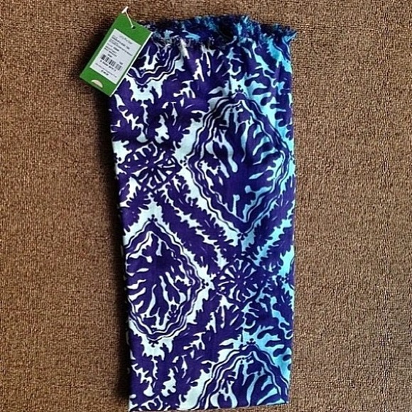 Lilly Pulitzer Accessories - Lilly Pulitzer Sloane Bright Navy Murfee Scarf