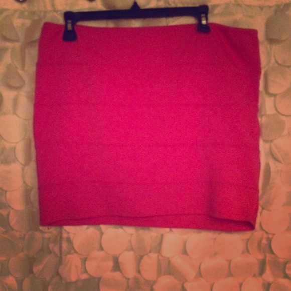 lipstick pink bandage skirt