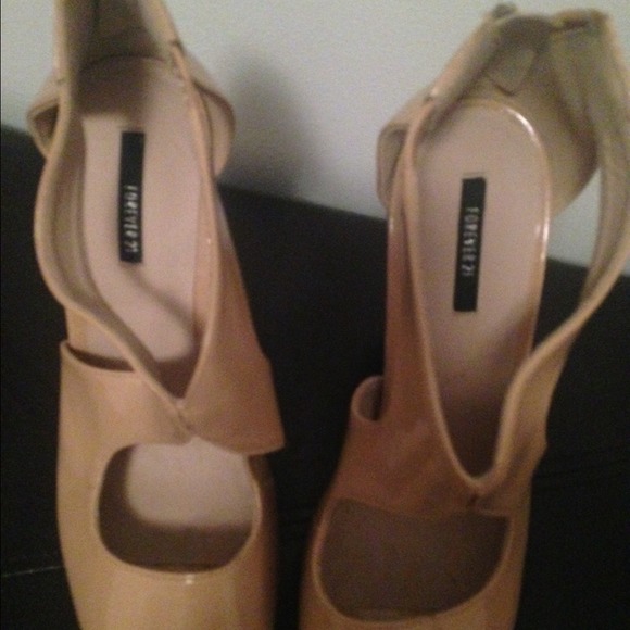 Nude wedges - Picture 3 of 3