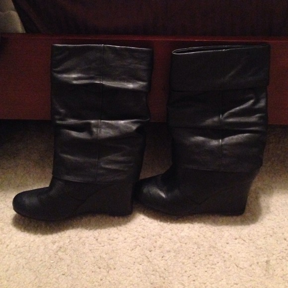 Madden Girl black wedge boots