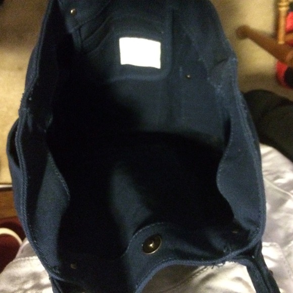 Blue and White canvas handbags - Picture 4 of 4