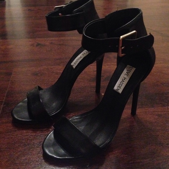 Steve Madden heels