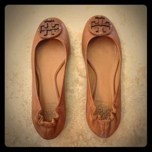 Tory Burch Reva tumbled leather ballet flats.