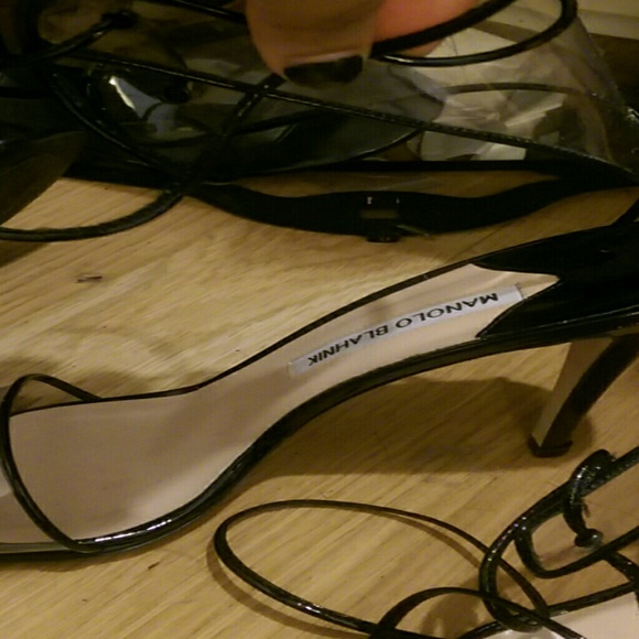Monolo Blahnik- New heels-Never worn - Picture 2 of 3