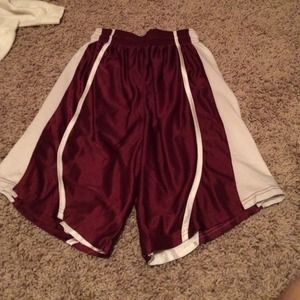 Reversible basketball shorts